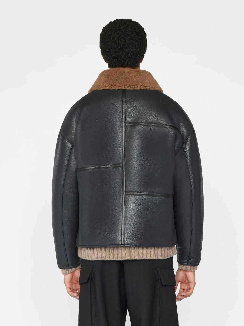 jacket back view alt:fit2